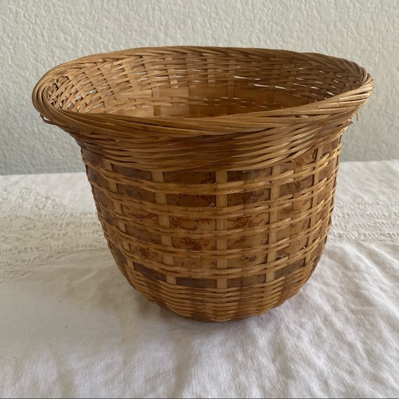 ❤️ Wicker basket shape of a hat - Picture 1 of 10
